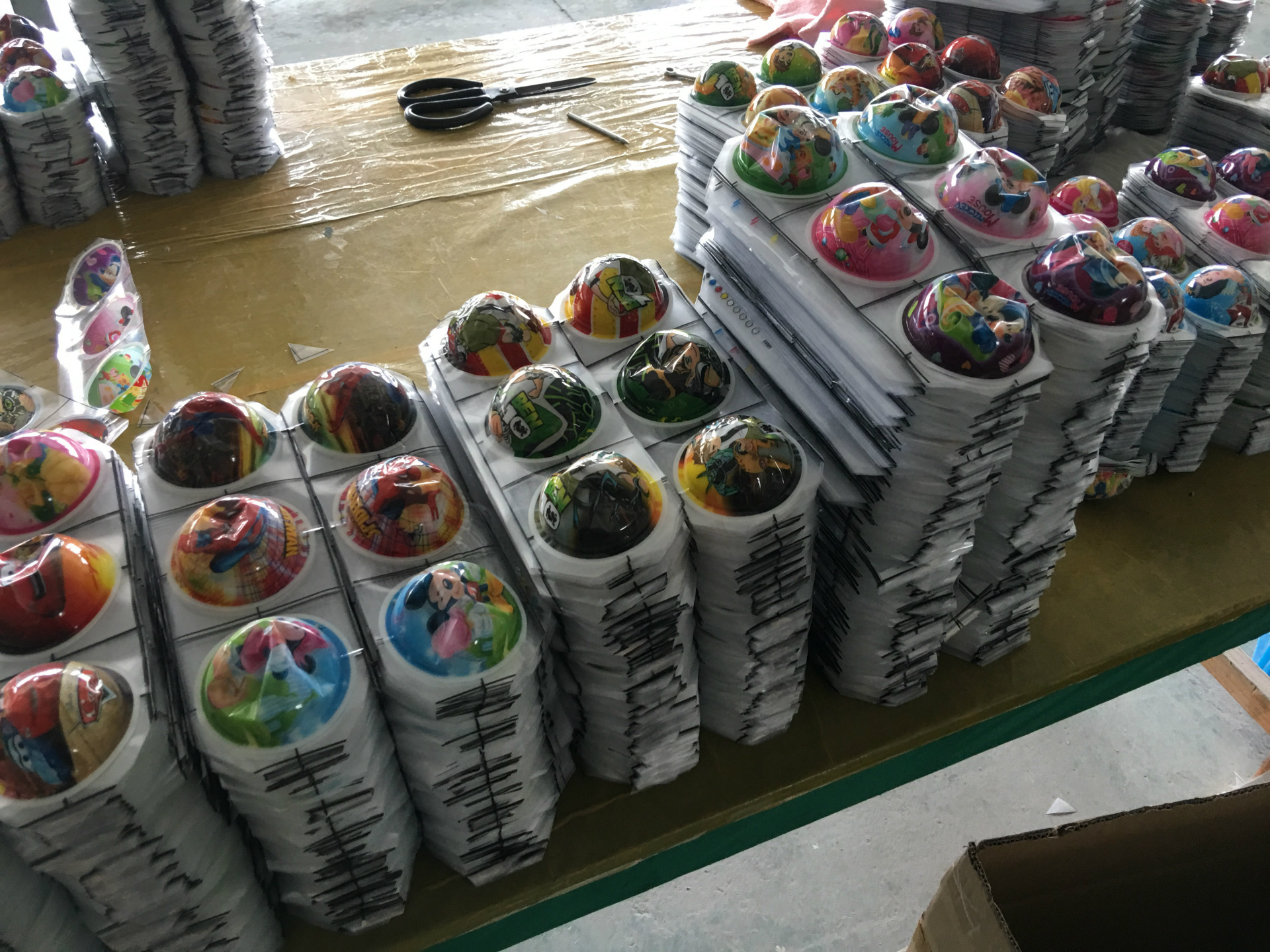 厂家供应多款6.3cm笑脸花色儿童玩具pu球 海绵发泡减压玩具球详情13