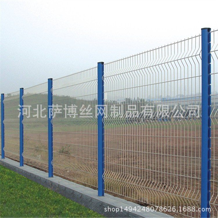 供应绿色圈地护栏网 1.8*3米边框护栏网现货供应