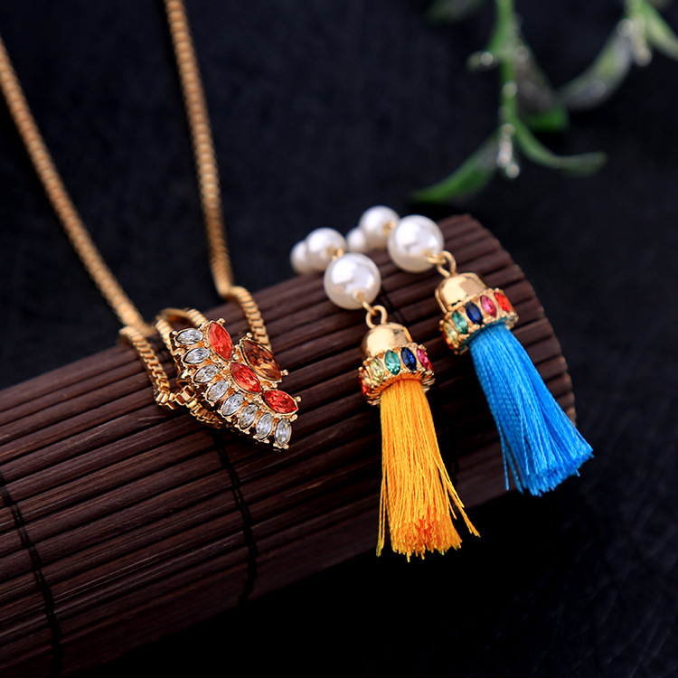 Retro Ethnic Style Long Sweater Chain Design Pearl Necklace Adjustable Tassel Pendant Necklace Tide display picture 7