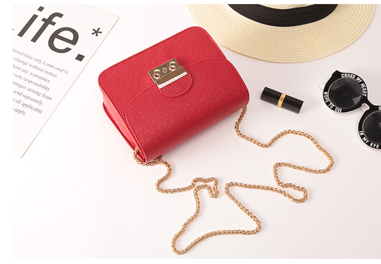 Sacs pour femmes 2023 printemps et été nouveau style chaîne petit sac carré sac à bandoulière de style européen et américain sac à bandoulière mini sac pour téléphone portable_voghion.com