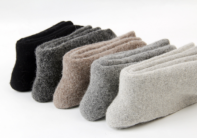 Unisex Lässig Einfarbig Wolle Ankle Socken display picture 3