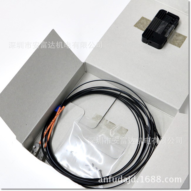 欧姆龙对射型光纤传感器E32-T25YR 2M全新原装正品  扁平型