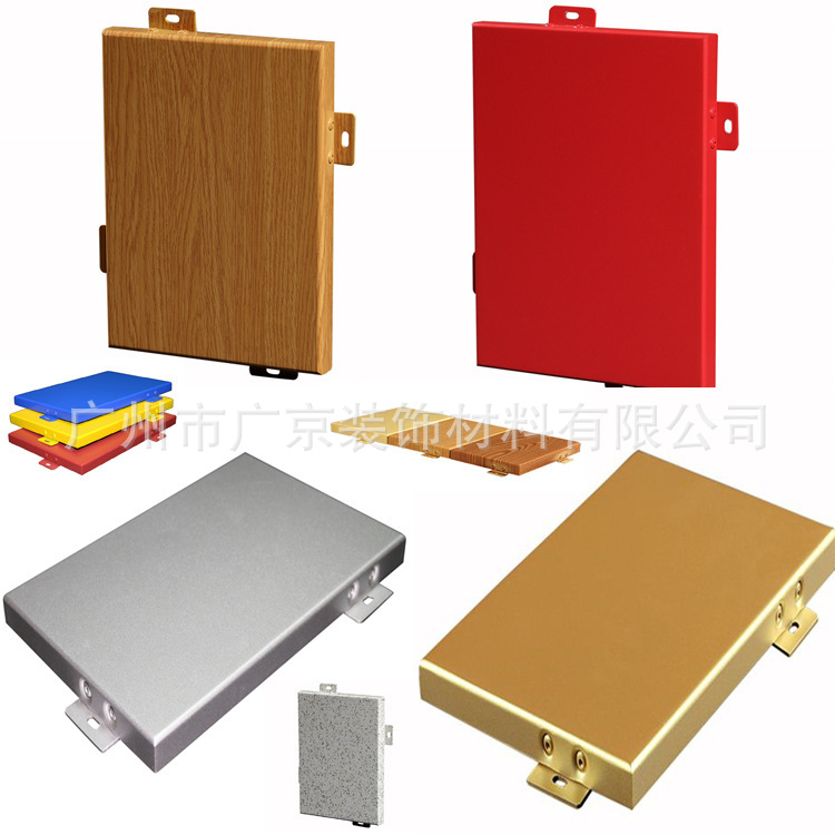 4139016935_1586623200