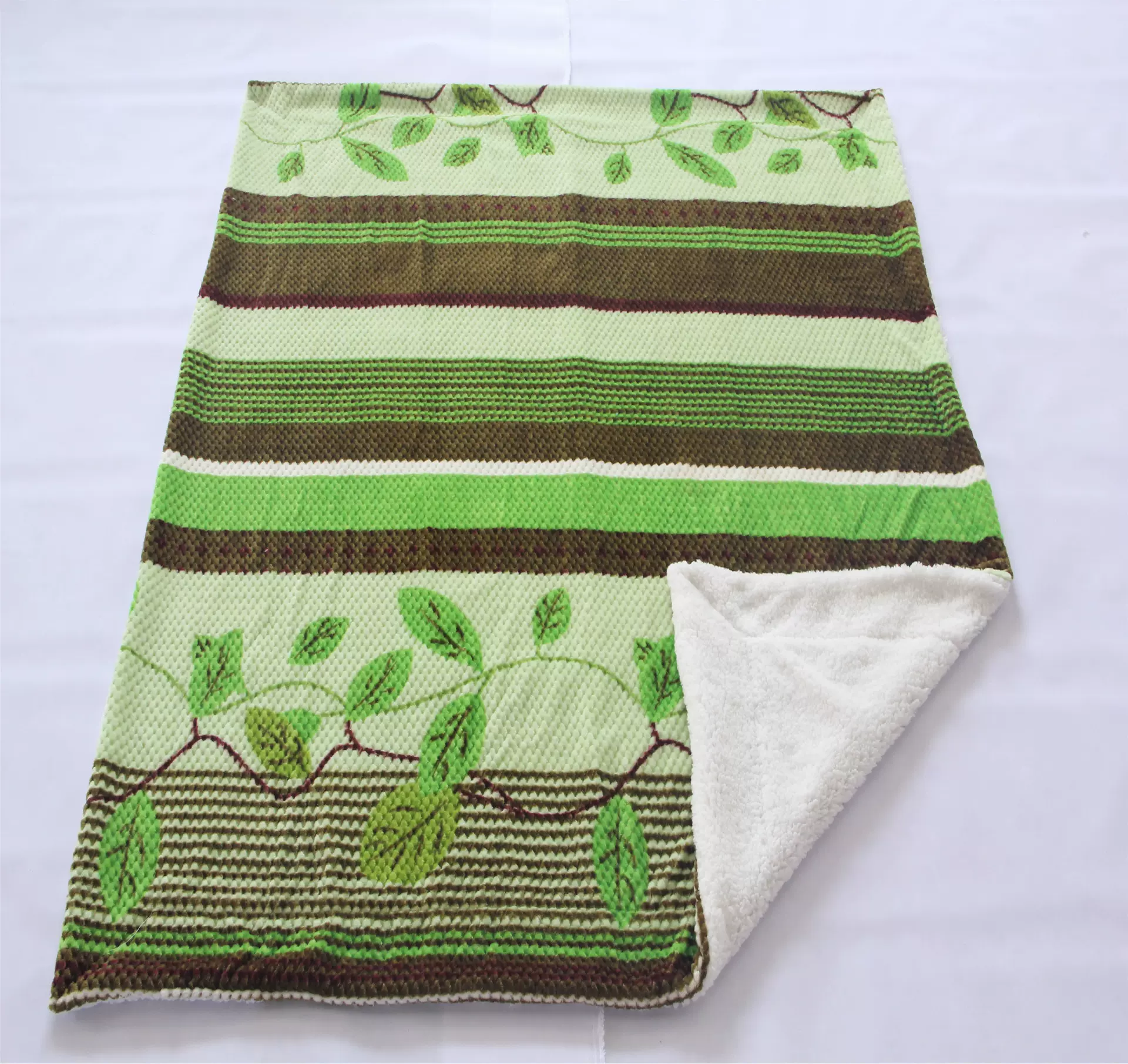 印花菠萝格双层被  舒棉绒毯 法兰绒 航空被 超细纤维毛巾 复合毯