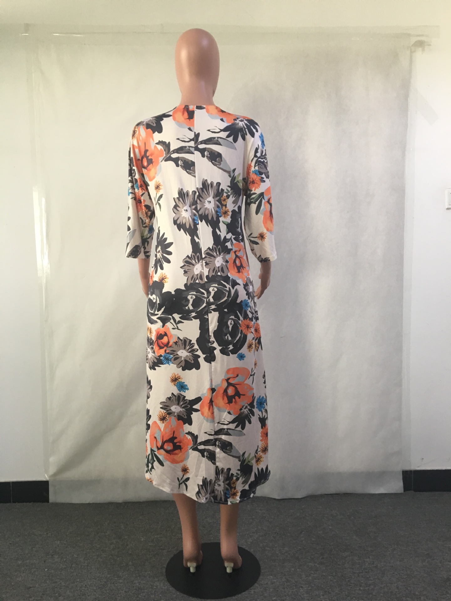 Costume femme en Lait de soie - Ref 3335304 Image 24