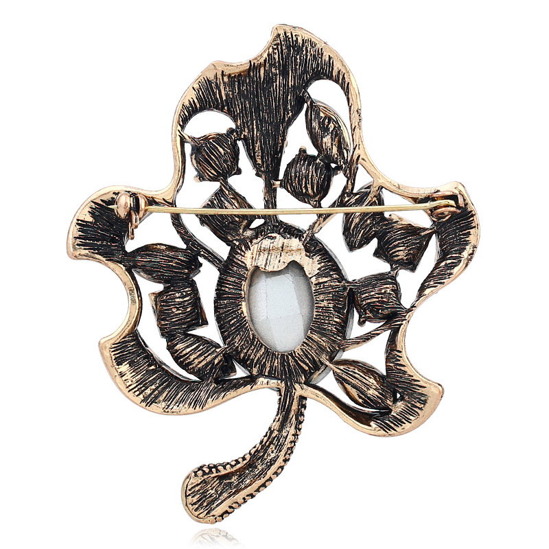 Fashion leaf full diamond hollow broochpicture10
