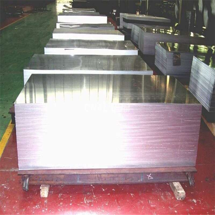 可厂家供应塑性耐蚀导热1A50花纹铝板 覆膜铝板 1A50豆纹铝板