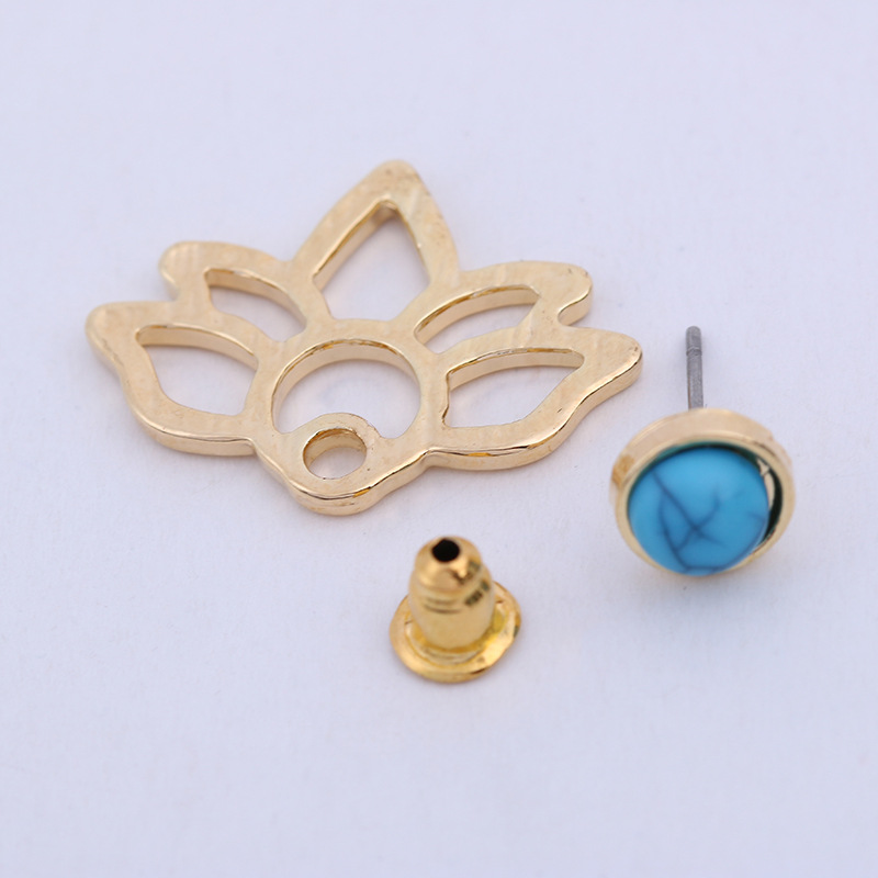 Pointed titanium steel lip stud product view
