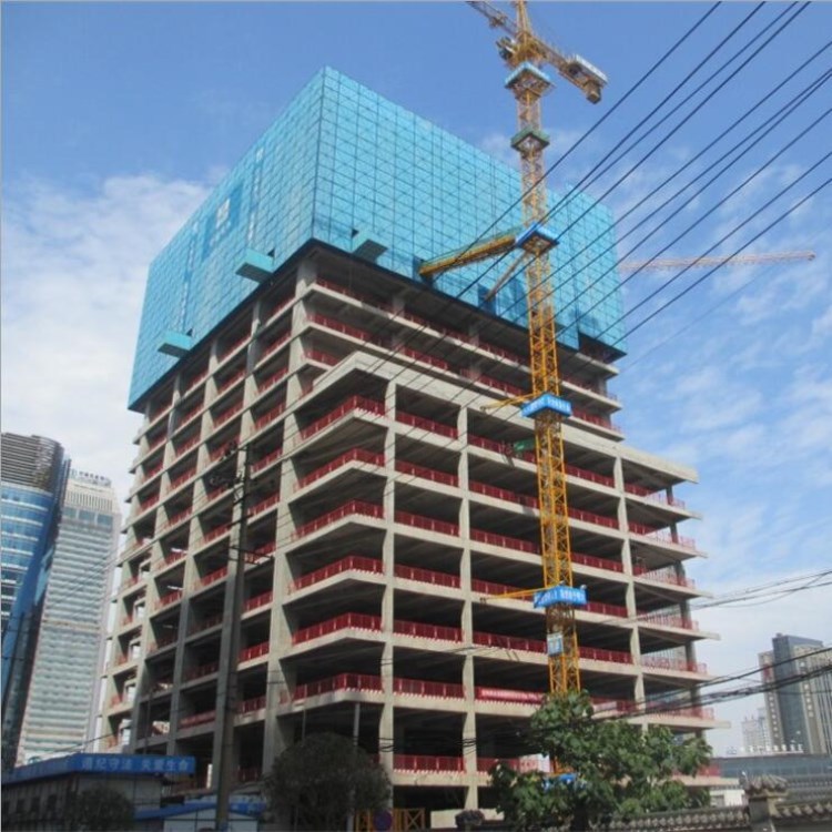 供应建筑爬架防护安全网 镀锌高层建筑防护爬架网 冲孔爬架网厂家