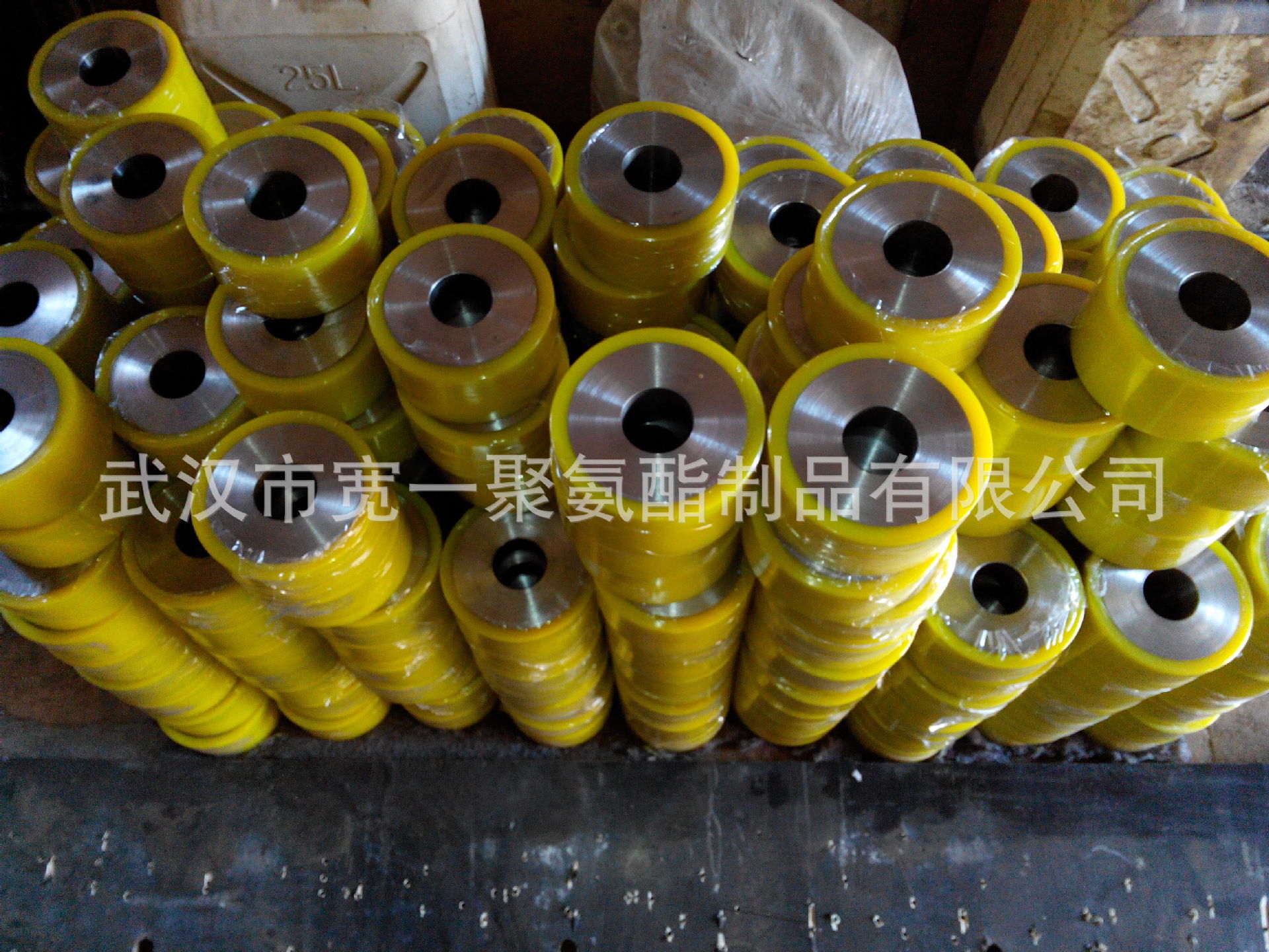 供应武汉聚氨酯胶轮，聚氨酯胶辊，胶轮包胶，胶辊包胶