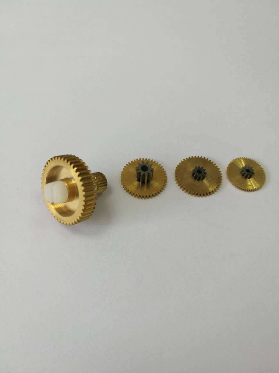 东莞厂家供应金属舵机齿轮 金属齿轮 小模数齿轮 瑞士滚齿机