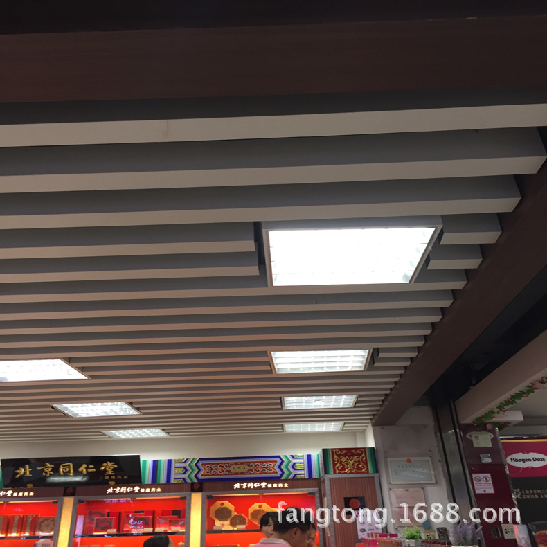 U«¬¾T¤è³q¼t®a ¾T¤è³q¦Q³» ¤ì¯¾¾T¤è³q¤Ñªá