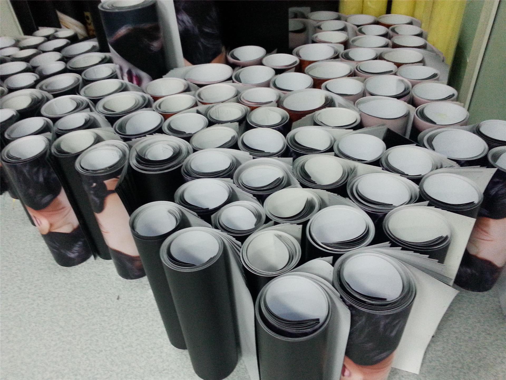 UV软膜打印喷绘卡布拉布软膜天花广告灯箱画面刀刮布喷绘工厂家