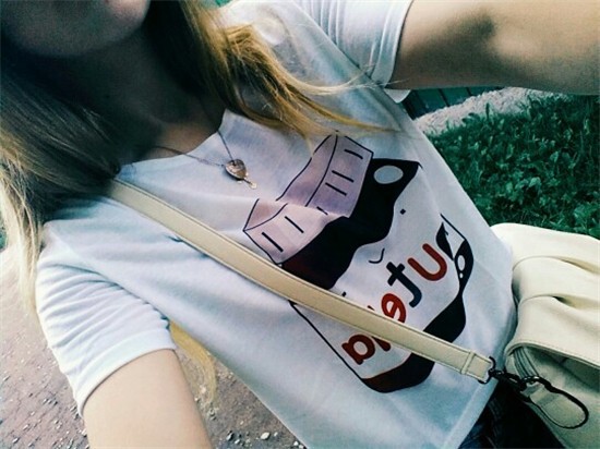 Summer White bottle printed short-sleeved shirt cute European and American Nutella navel sexy fitness T-shirt