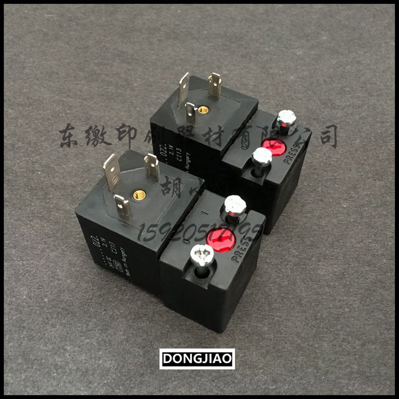 海德堡印刷机配件SM102 CD102进口合压气缸电磁阀 61.335.001