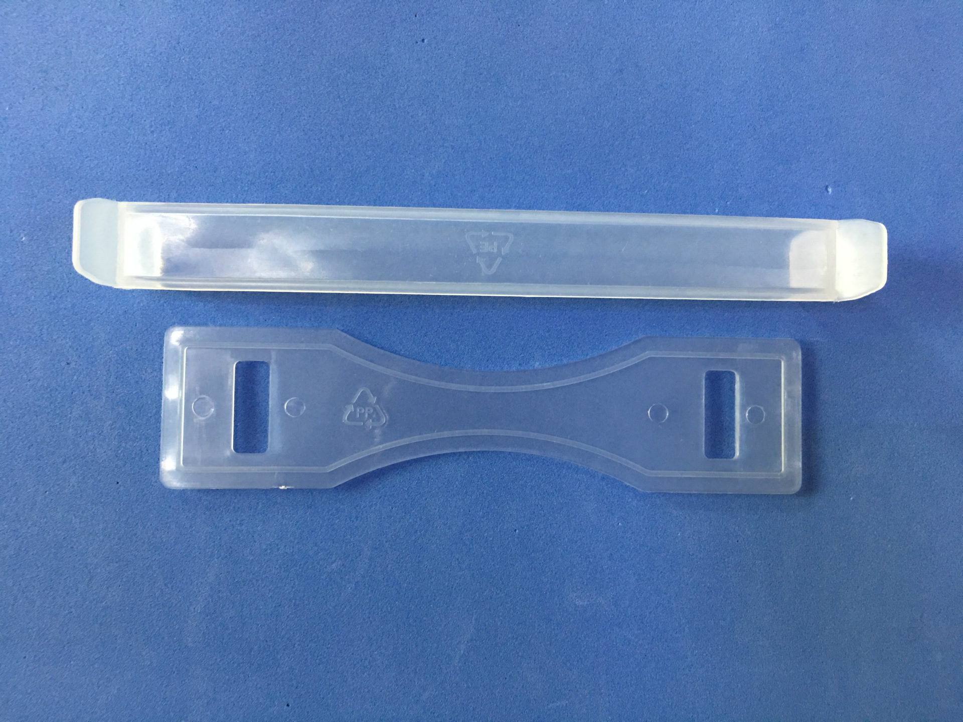 深圳厂家纸箱彩盒提手纸箱扣透明彩色PP手挽提手扣胶手挽B-2