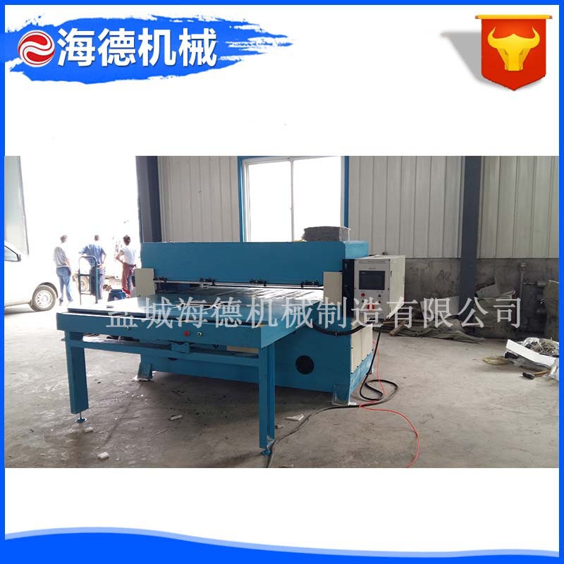 4043591011_899435682