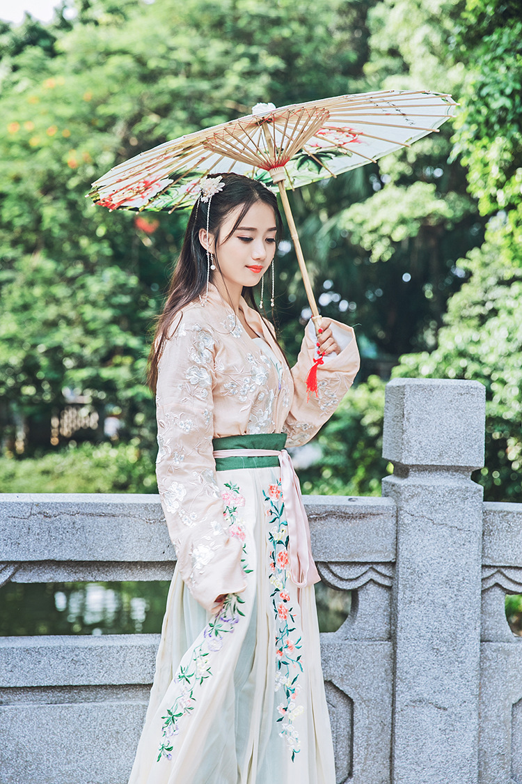 Costume femme PAVILLON YIMENG en Soie brillante - Ref 3333843 Image 29