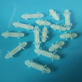 绝缘隔离柱;螺钉;线束扎带