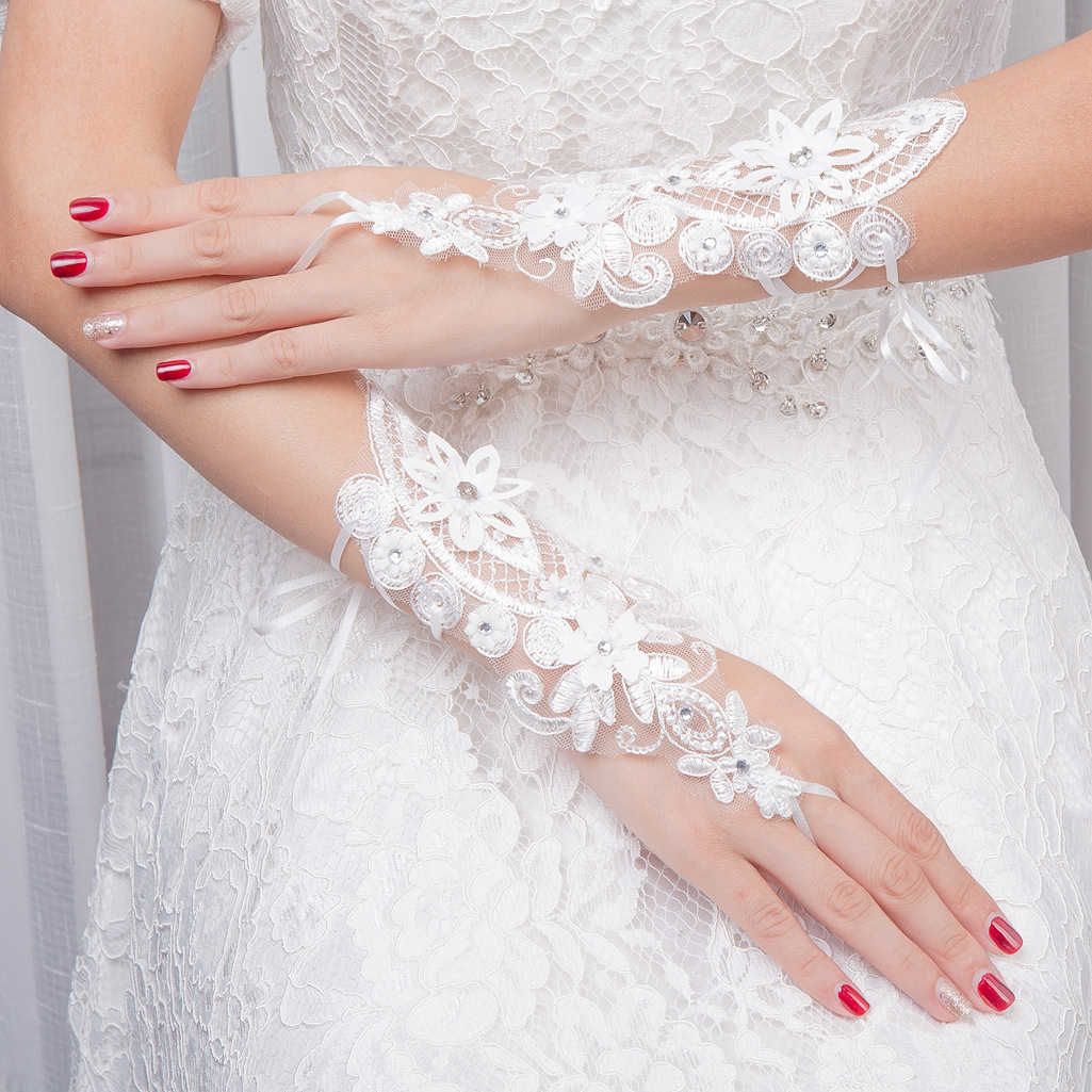 新娘结婚手套 中长款蕾丝婚礼白色手套勾指镂空手套 1070-阿里巴巴