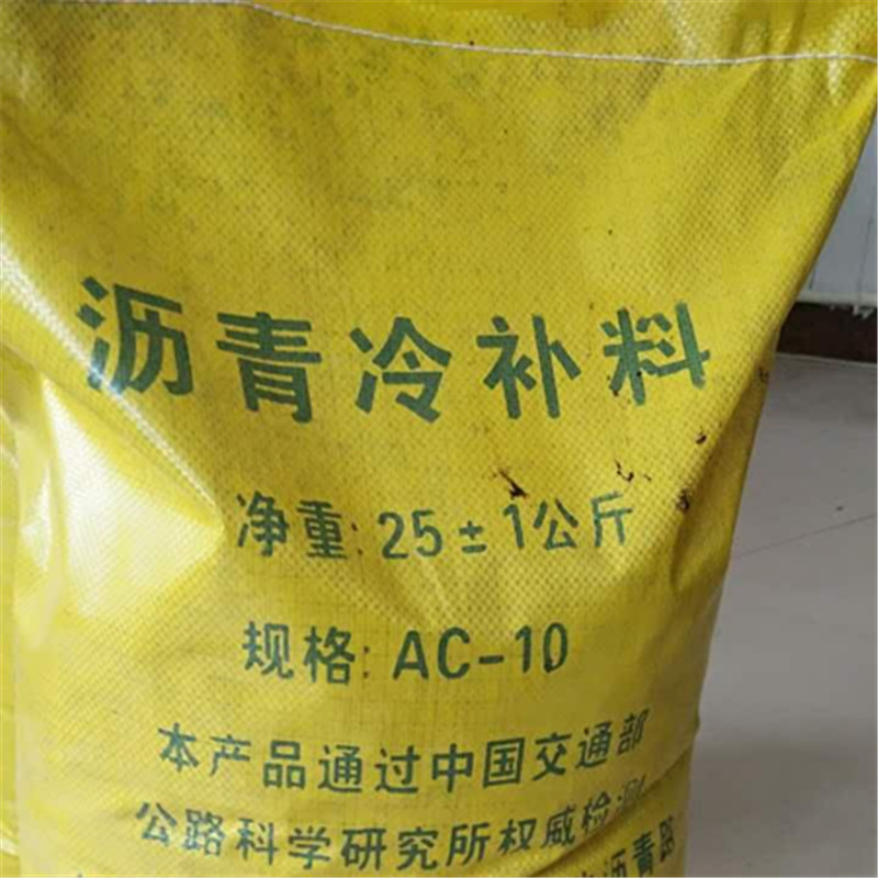 622206892389081213_副本