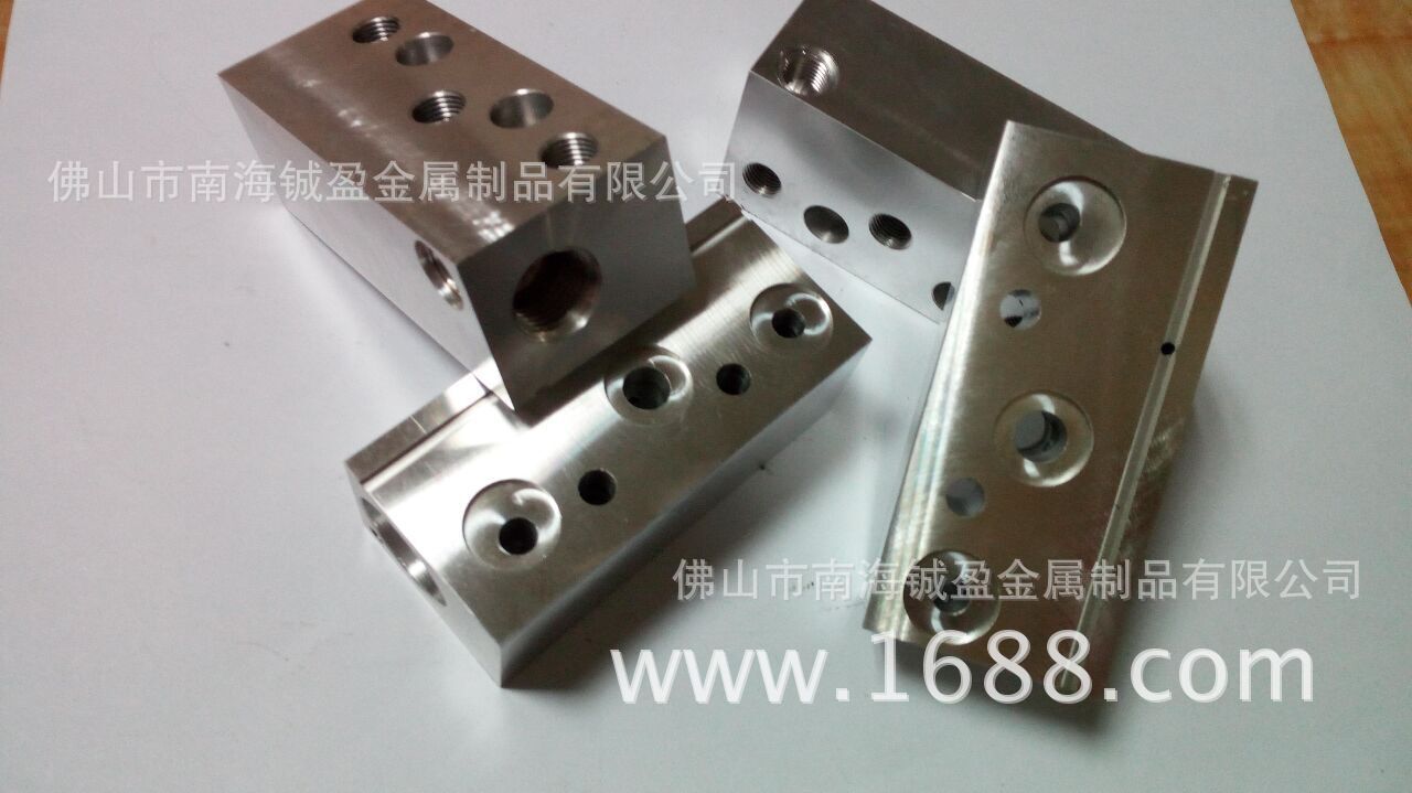 厂家供应CNC车床加工车削铝加工电脑锣数控铣支持定制