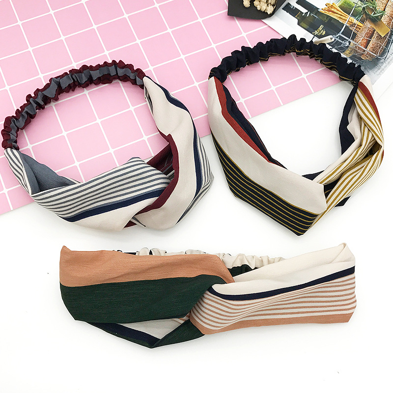 Korean Version Of Retro Simple And Versatile Stripes Hit Color Cross Wide-brimmed Headband display picture 3
