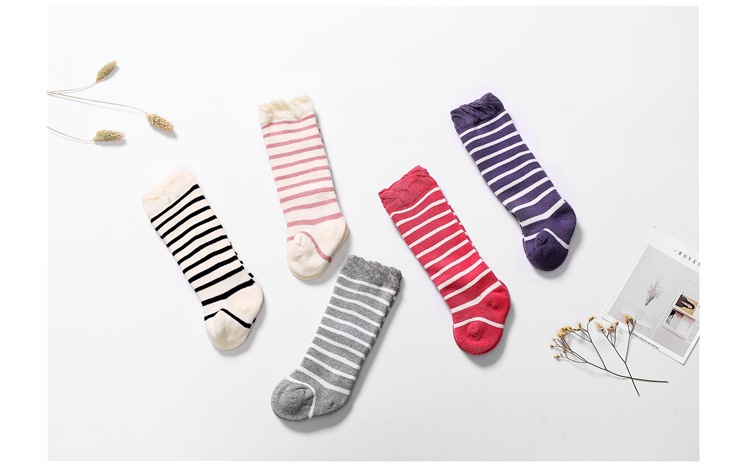 Long tube children's socks in various colors