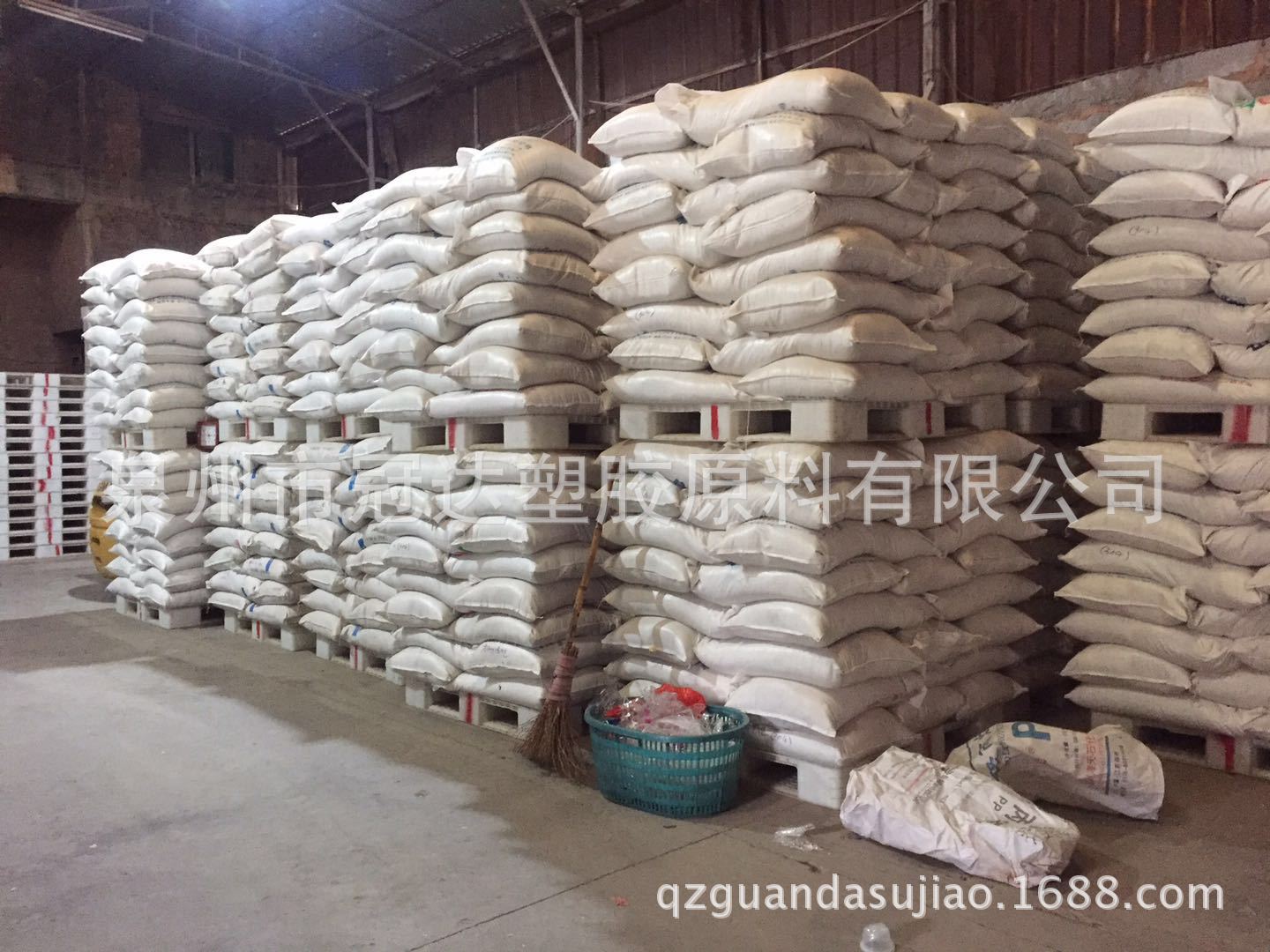 浙江金华自产中空pe再生料 塑料注塑级 pe低压吹膜 料塑料颗粒