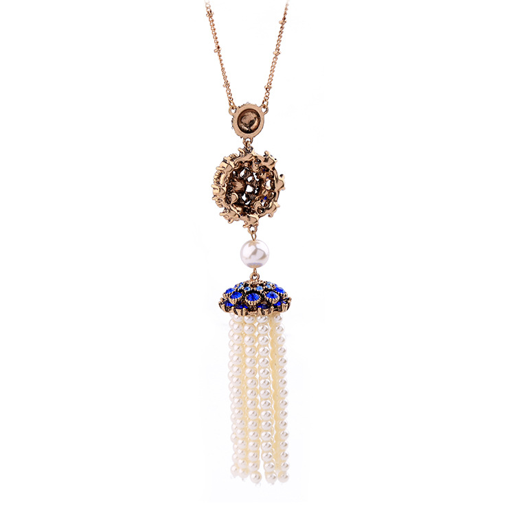 Fashion National Fashion Ethnic Style Pearl Necklace Design Sense Bohemian Bright Crystal Sweater Chain Personalized Long Necklace display picture 7