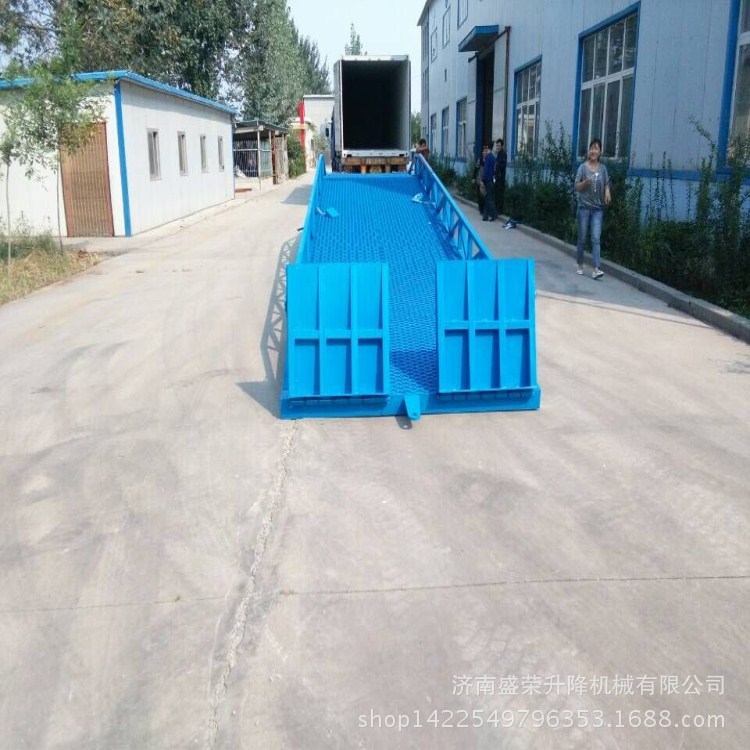 登车桥价格332