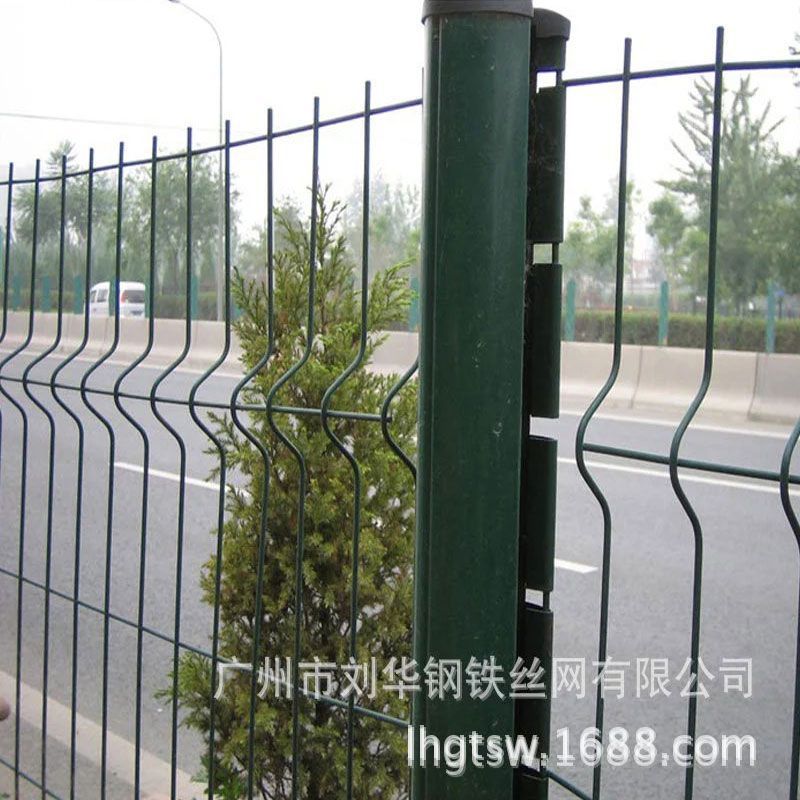厂家批发优质 绿色安全护栏网 小区围栏网 三角折弯护栏