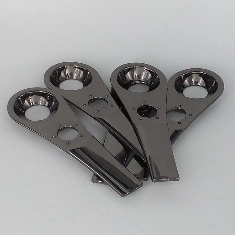 水镀真空镀挂镀厂电镀枪色加工锌合金枪色电镀加工饰品电镀亮黑色