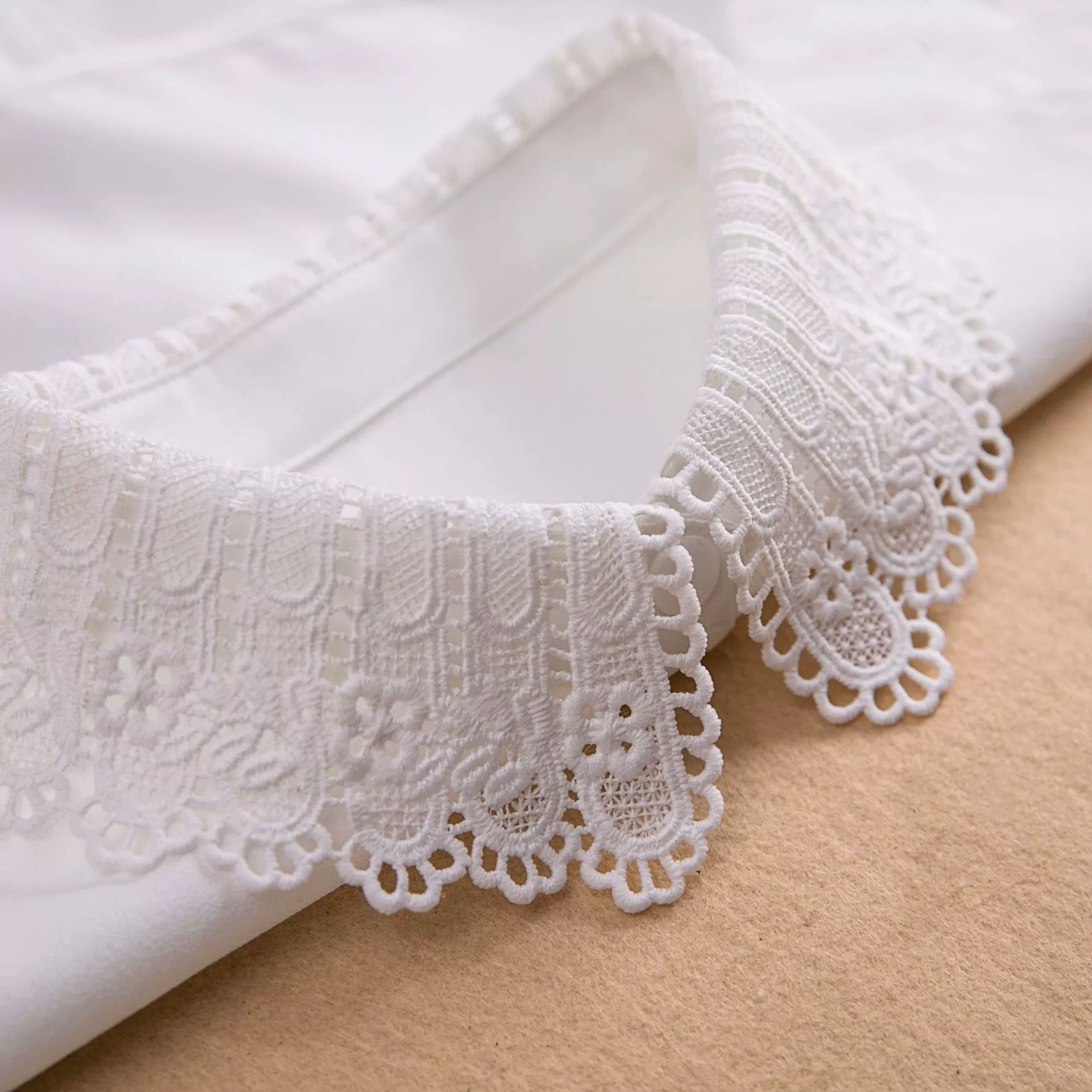 Женская шифоновая рубашка с накладным воротником, новинка, белая рубашка с накладным воротником, декоративный горячий воротник