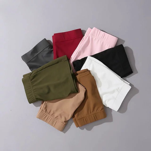 Solid Color Mid Waist Casual Shorts NSHS61575