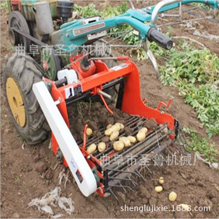 土豆收獲機(jī)1