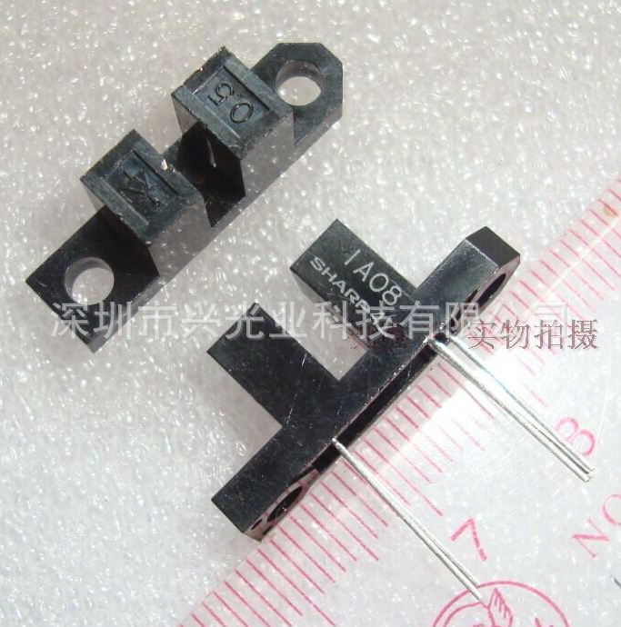 GP1A08 透射式槽形光电传感器 槽宽3mm 原装进口