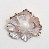 Retro stone inlay solar-powered from pearl, pin lapel pin, brooch, simple and elegant design