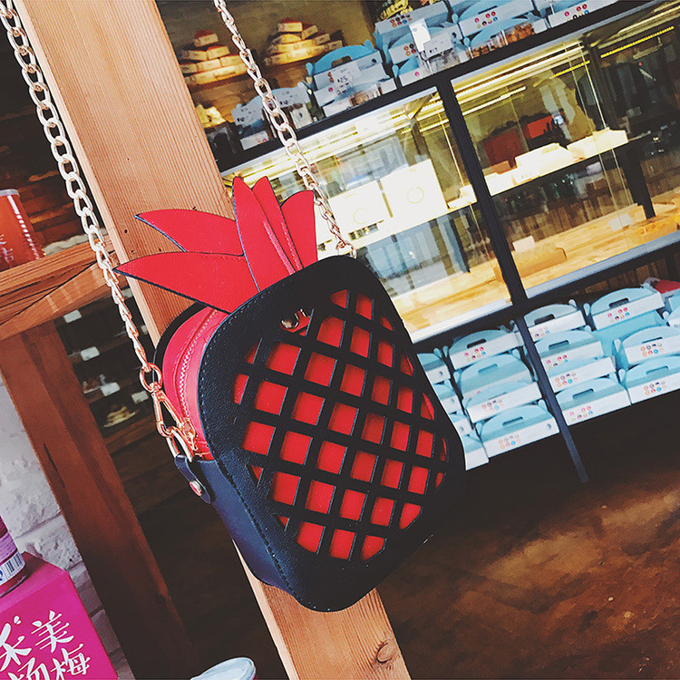 女生时尚包包女2017新款潮斜挎包韩版咖啡杯链条女包个性创意