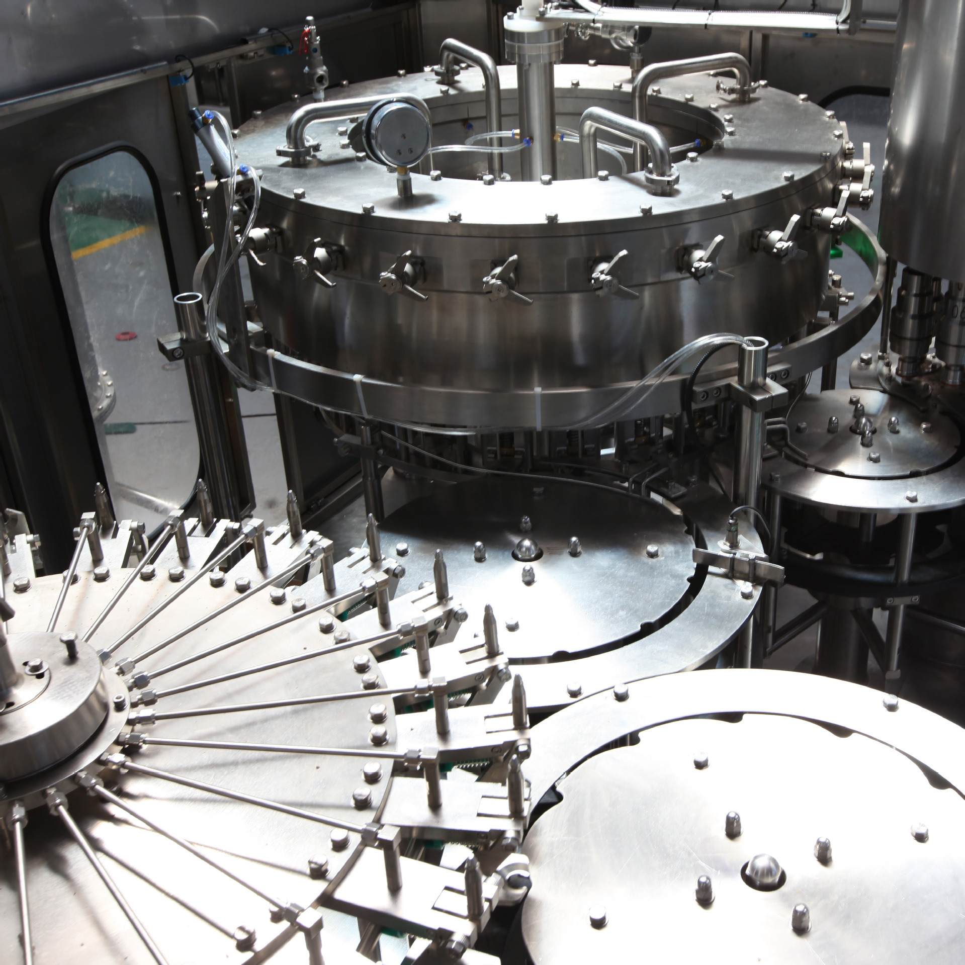 金马星8000瓶碳酸饮料灌装设备 含气饮料 苏打水 格瓦斯灌装机