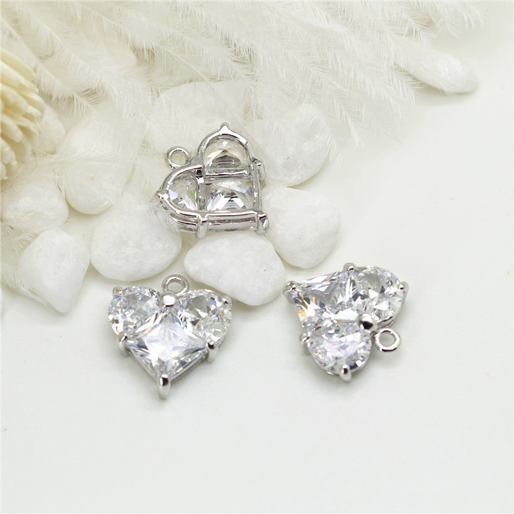 Romantic Heart Shape Copper Plating Inlay Zircon Charms Jewelry Accessories display picture 2