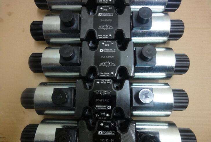 DUPLOMATIC迪普马方向阀BD6S-C3/20N-D12K1   BD6S-S/20V-D12K1