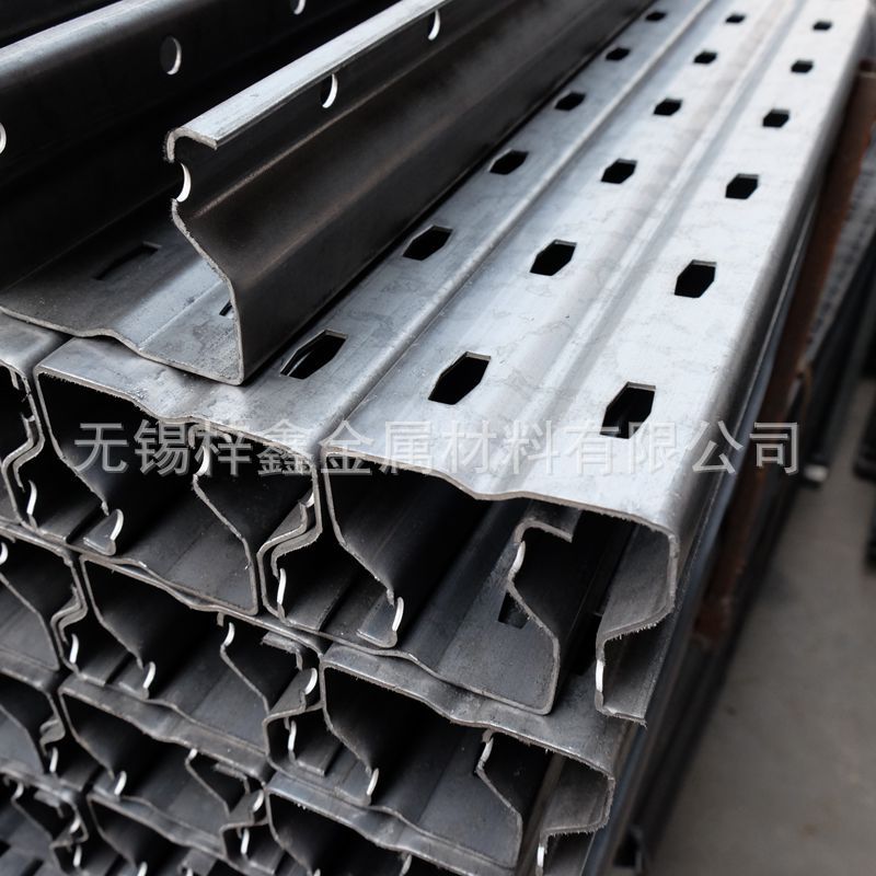 货架立柱c型钢120*95 100*70 厚度2.0-2.5菱形孔葫芦孔定制