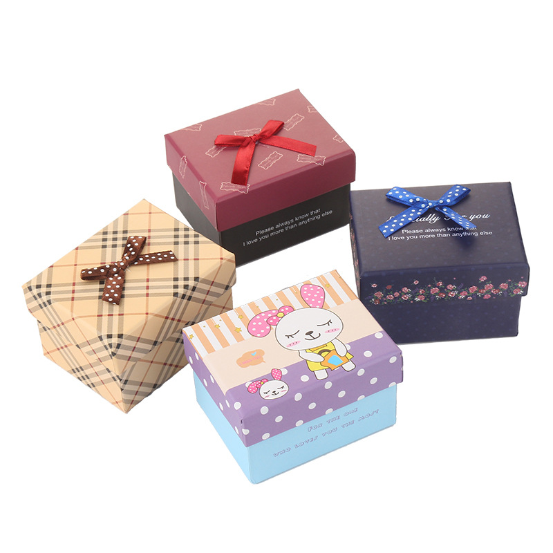 新款卡通礼品盒 韩版纸盒 生日包装盒 糖果盒 礼盒 简约小单盒
