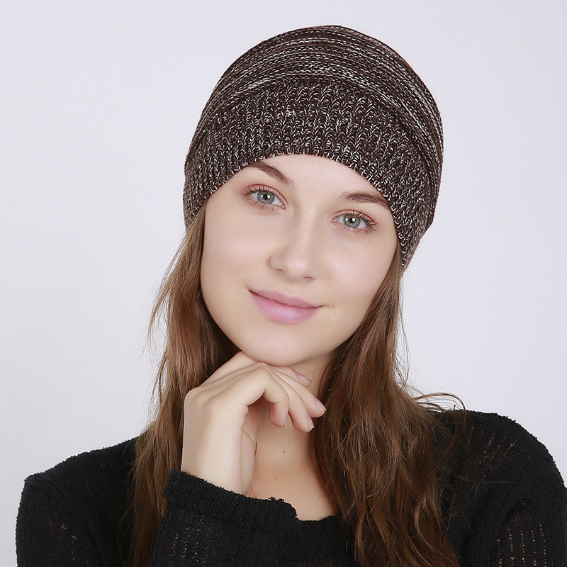 Gebreide beanie muts voor dames en heren van wol_voghion.com