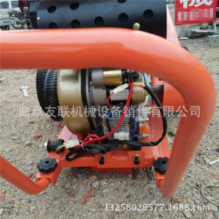 汽油大马力果园树枝粉碎机 小型树枝树叶粉碎机 树皮树干枝条粉碎