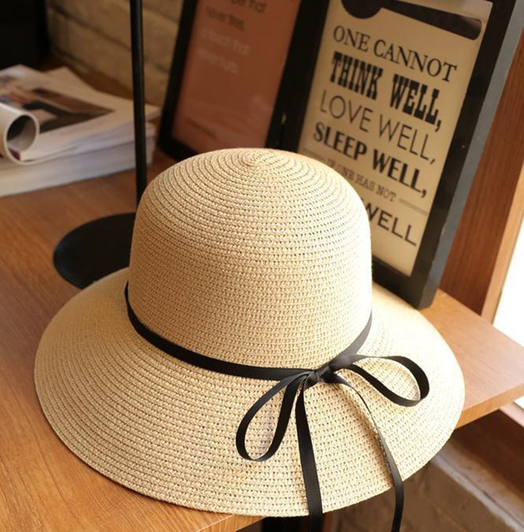 Women's Straw Hat With Black Ribbon Bow Sunshade Beach Hat_voghion.com
