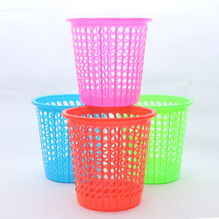 �S��ֱ�N �����ռ{Ͱ��ɫ�����k���U���t�A�ξW������Ͱ���l