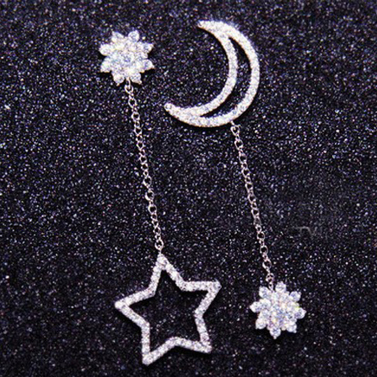 Long Snowflake Earrings Creative Star Moon Asymmetric Zircon Earrings display picture 9
