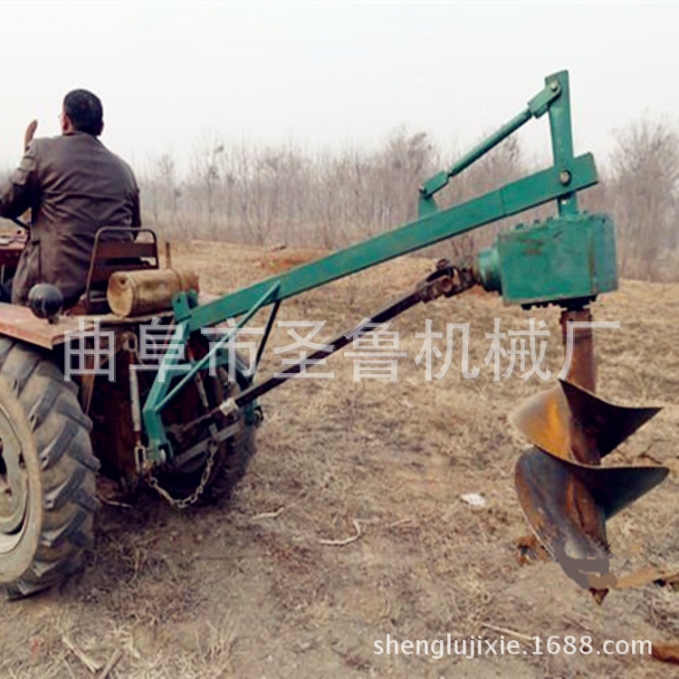 拖拉機挖坑機4